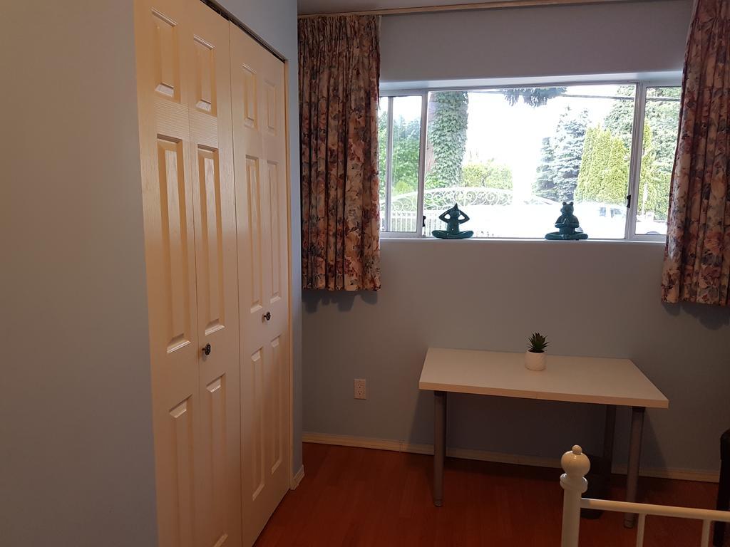 Burris Guest House Burnaby Exterior foto